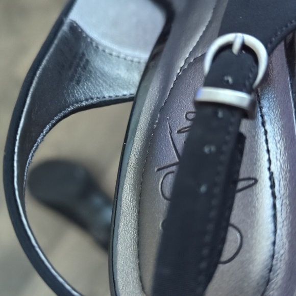 Heels by Life Strides Black  w/Comfort Insoles Soft System - Picture 10 of 11